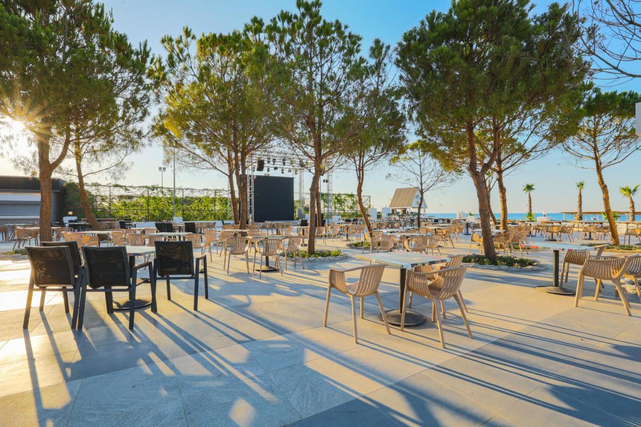 Crystal Centro Resort - Ultimate All Inclusive Antalya Buitenkant foto