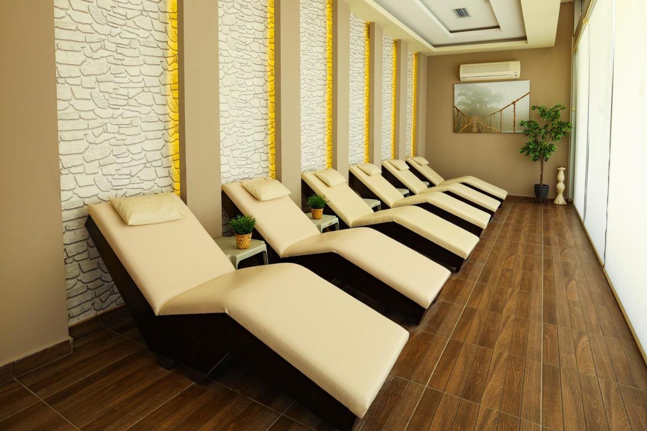 Crystal Centro Resort - Ultimate All Inclusive Antalya Buitenkant foto