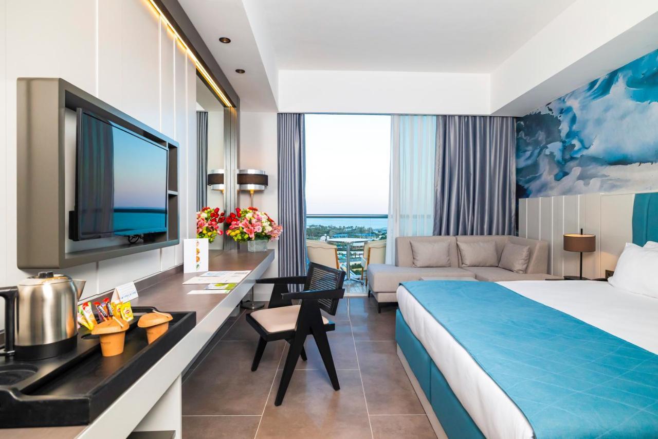 Crystal Centro Resort - Ultimate All Inclusive Antalya Buitenkant foto