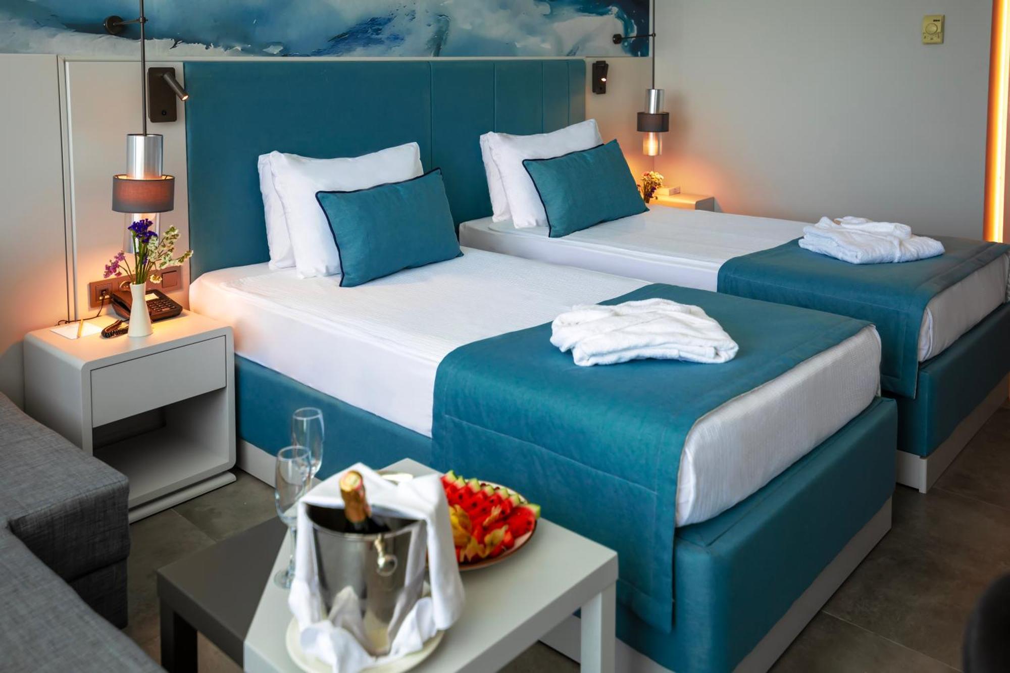 Crystal Centro Resort - Ultimate All Inclusive Antalya Buitenkant foto