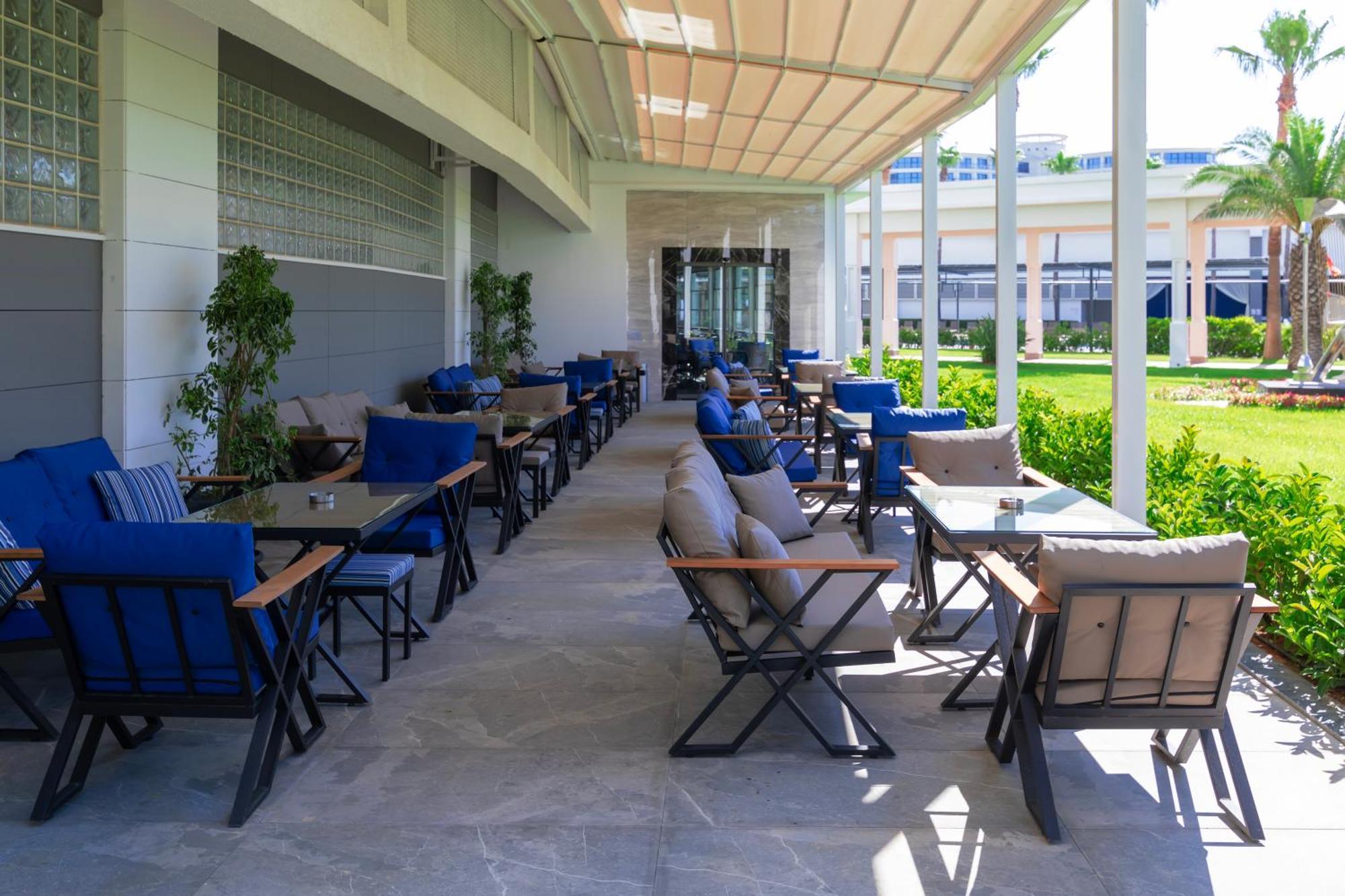 Crystal Centro Resort - Ultimate All Inclusive Antalya Buitenkant foto