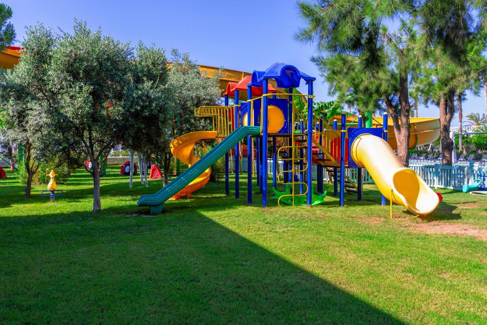 Crystal Centro Resort - Ultimate All Inclusive Antalya Buitenkant foto